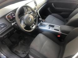 Renault Megane Sedan 1.3 TCe Touch EDC